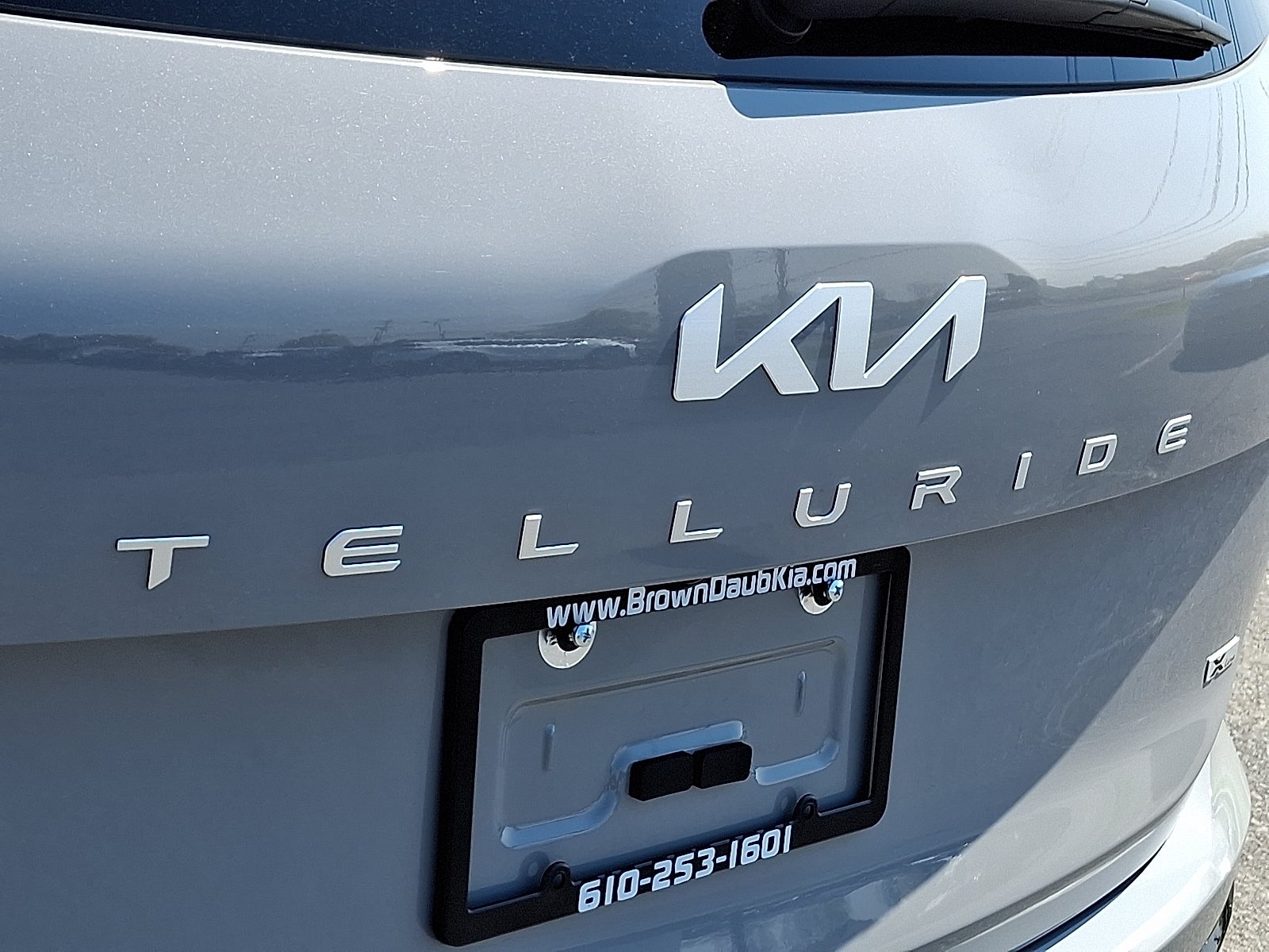 Vehicle image 40 of 49
