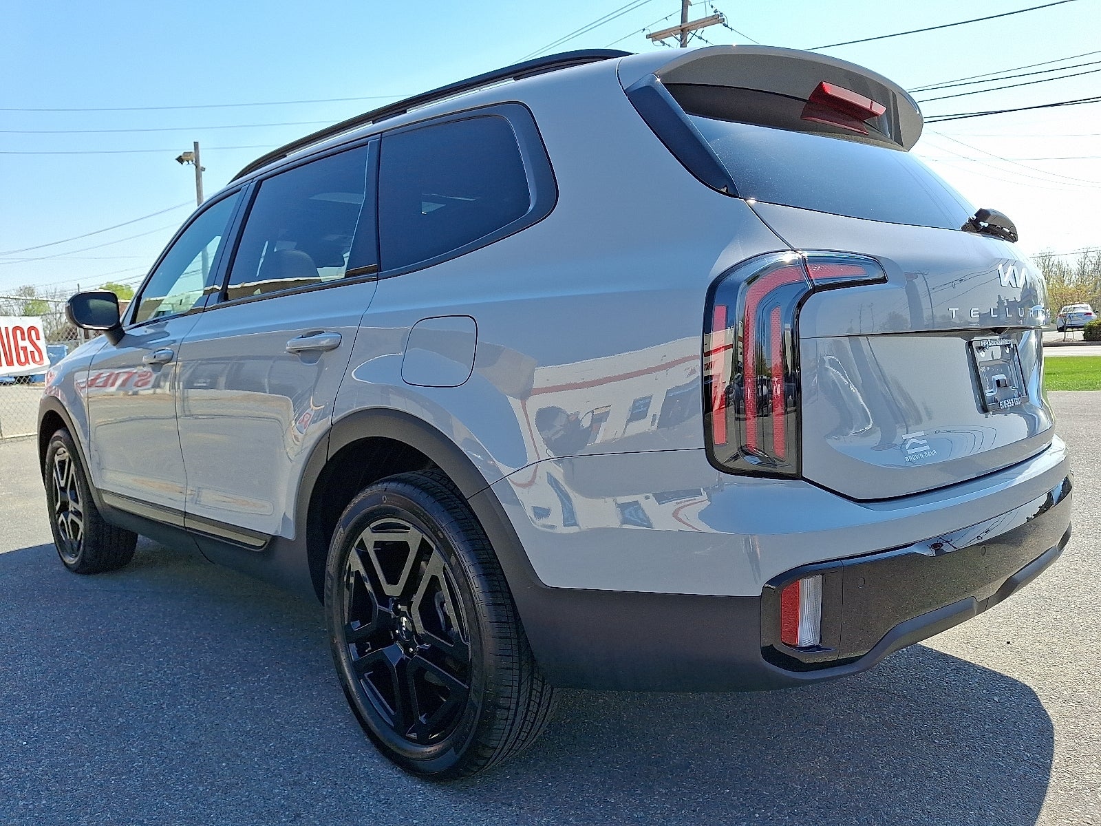 Vehicle image 9 of 49