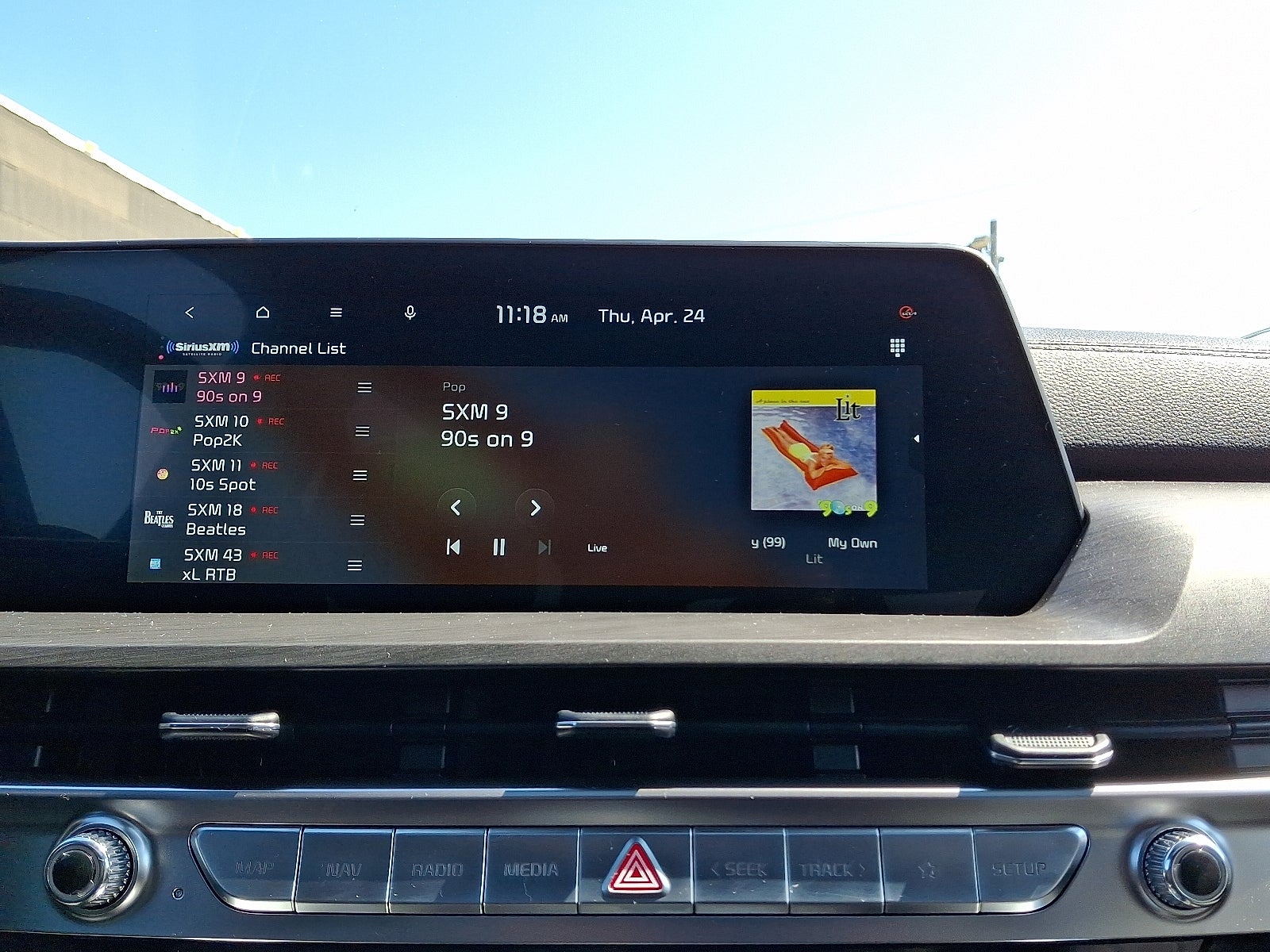 Vehicle image 23 of 49