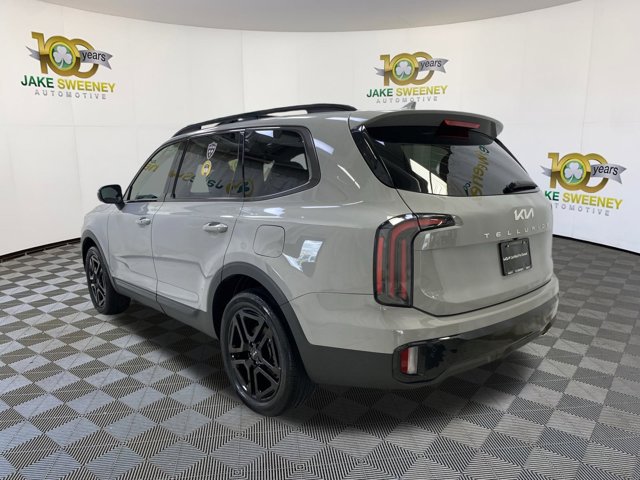 Vehicle image 7 of 33