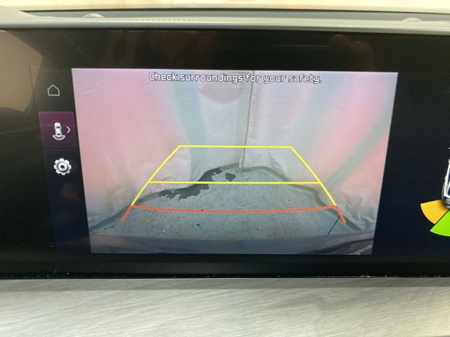 Vehicle image 20 of 33