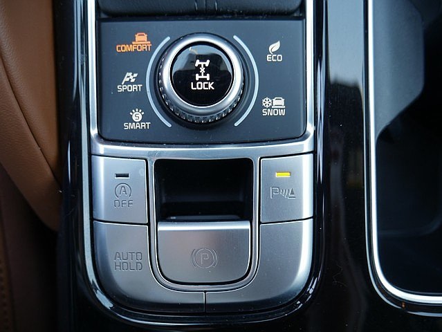 Vehicle image 41 of 63