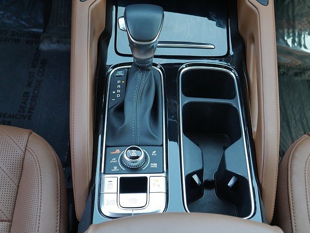 Vehicle image 22 of 63