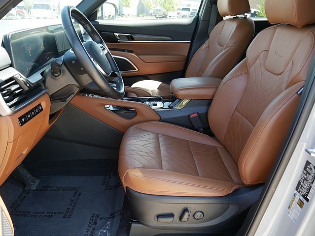 Vehicle image 9 of 63