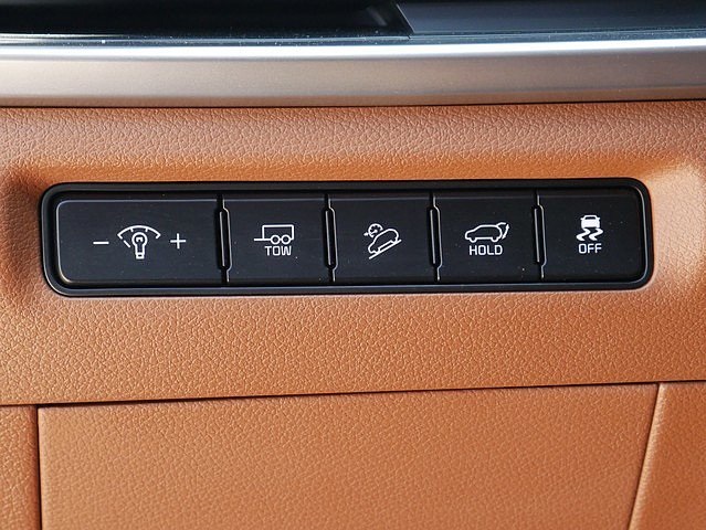 Vehicle image 26 of 63