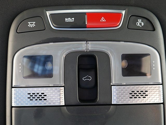 Vehicle image 43 of 63