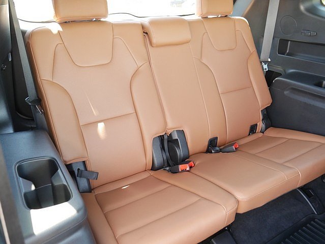 Vehicle image 51 of 63