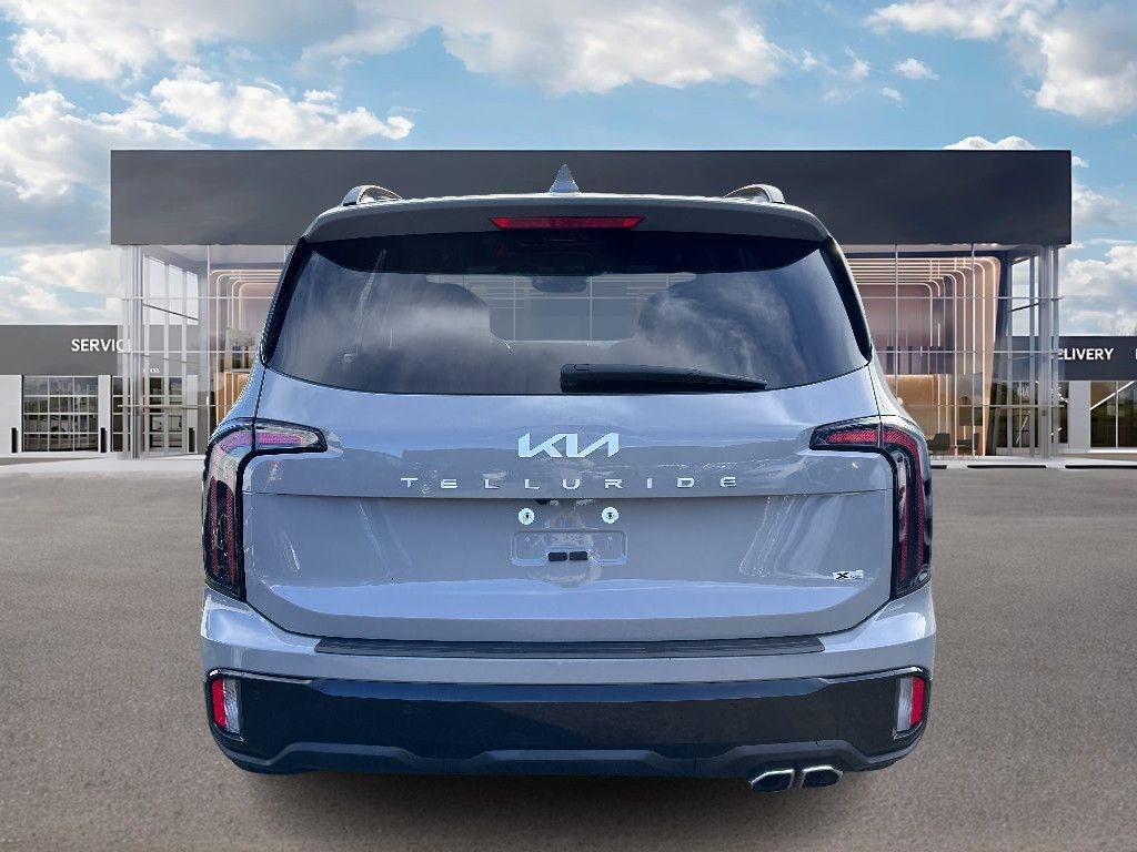Vehicle image 4 of 31