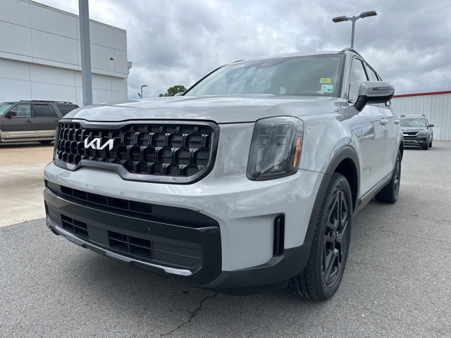 Vehicle image 1 of 10