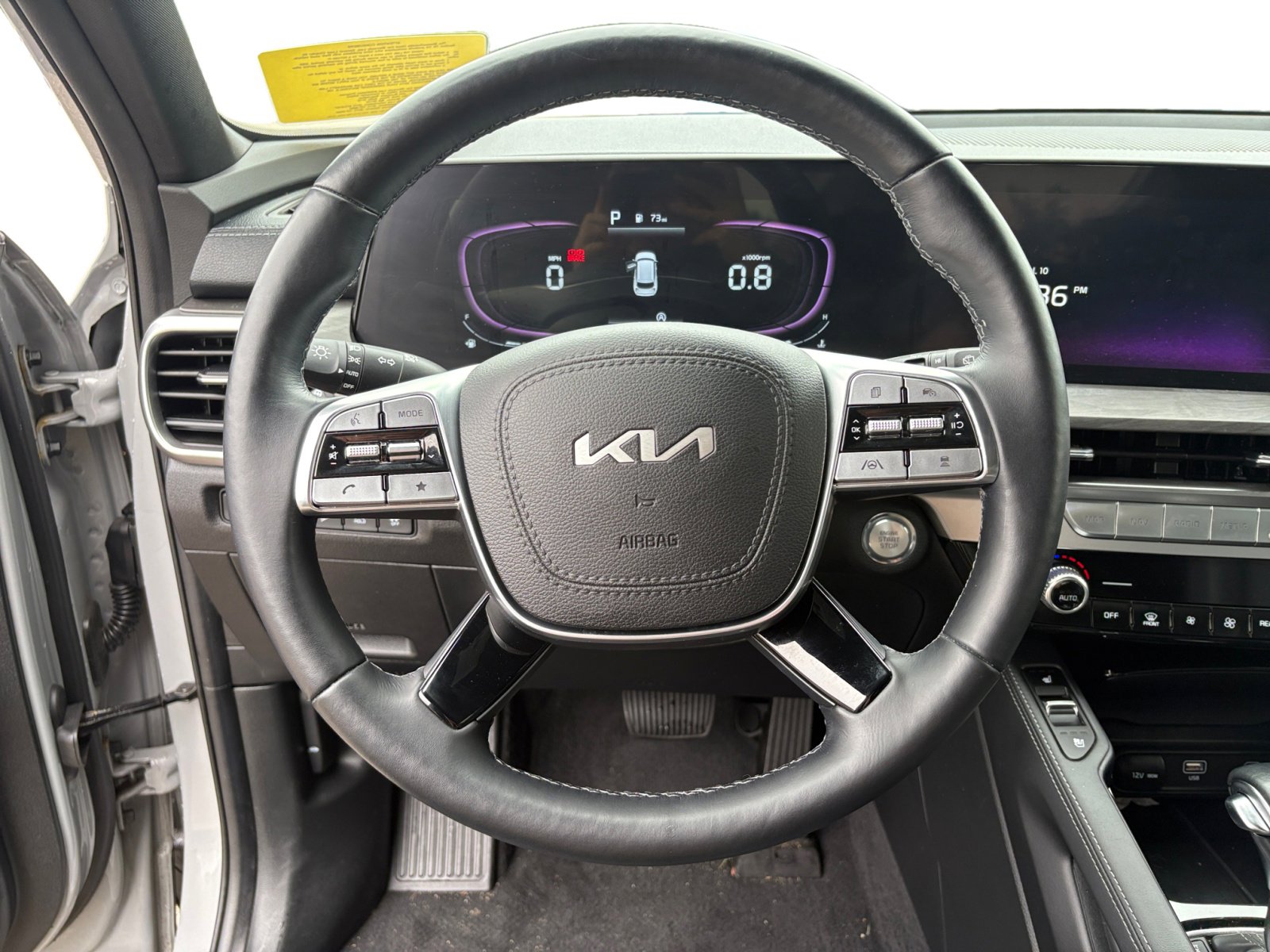 Vehicle image 19 of 48
