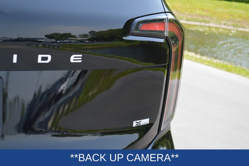 Vehicle image 12 of 51