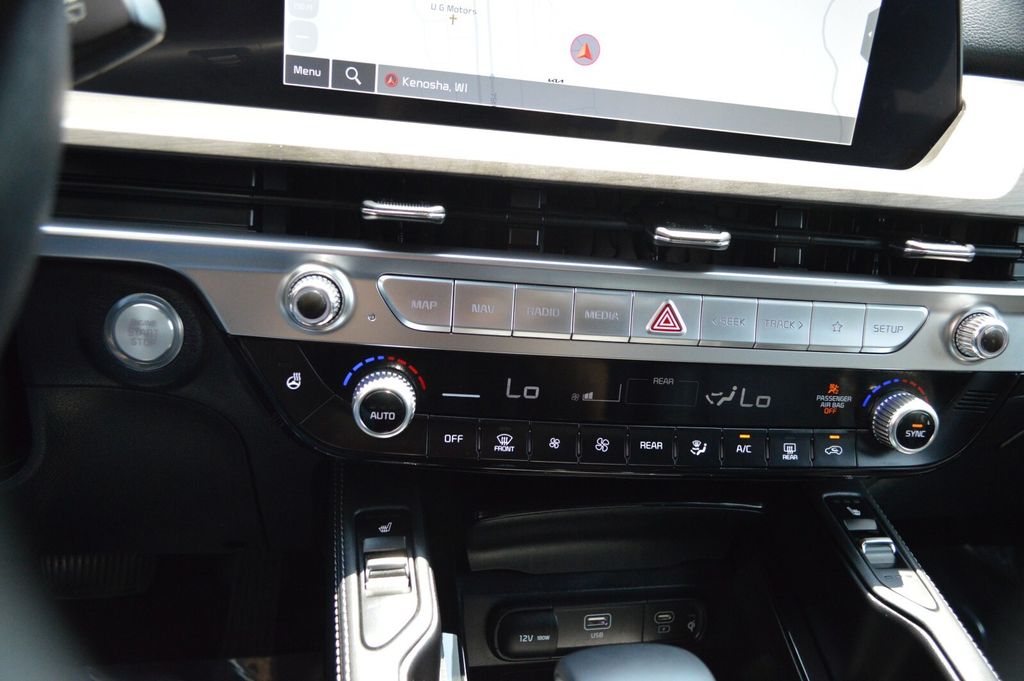 Vehicle image 42 of 51