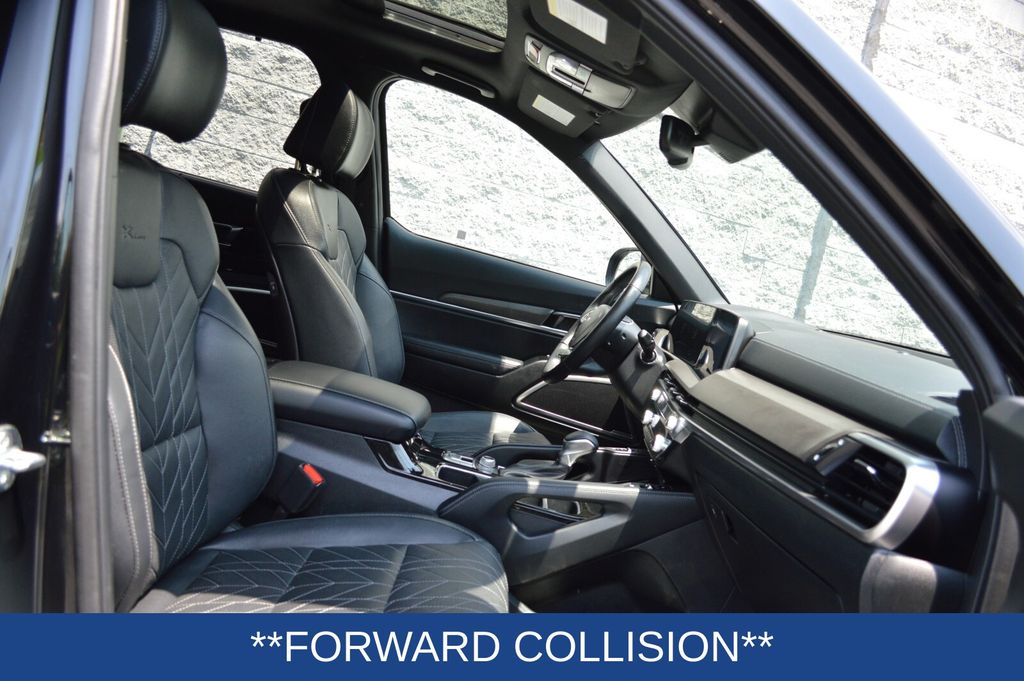 Vehicle image 18 of 51