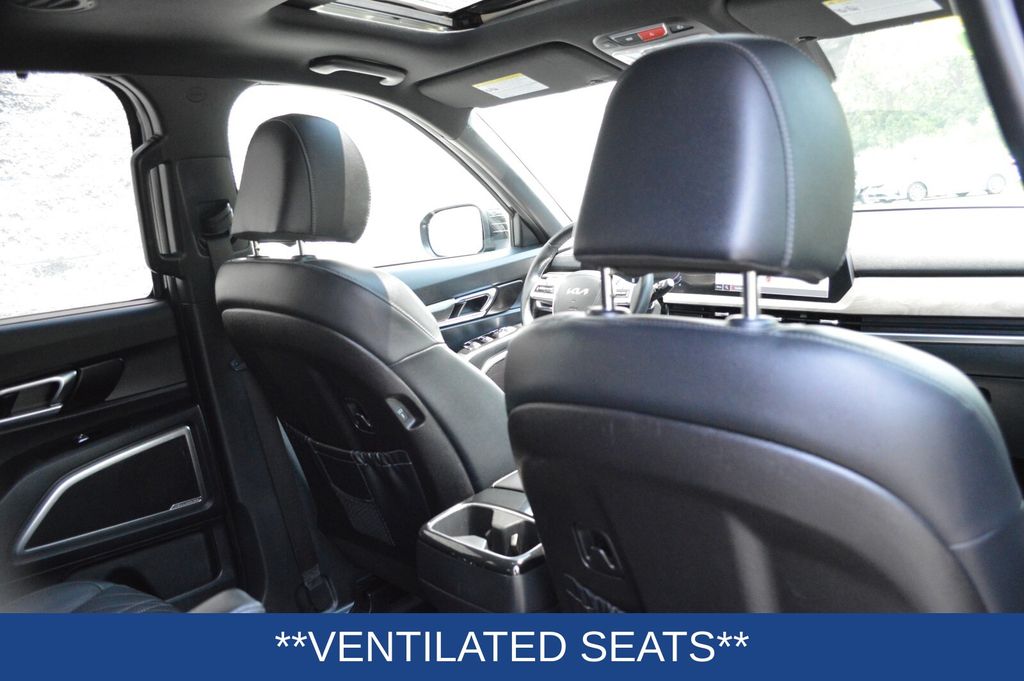 Vehicle image 23 of 51