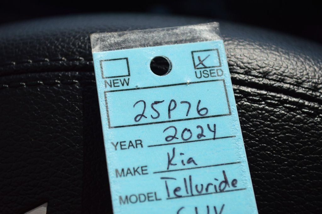 Vehicle image 49 of 51