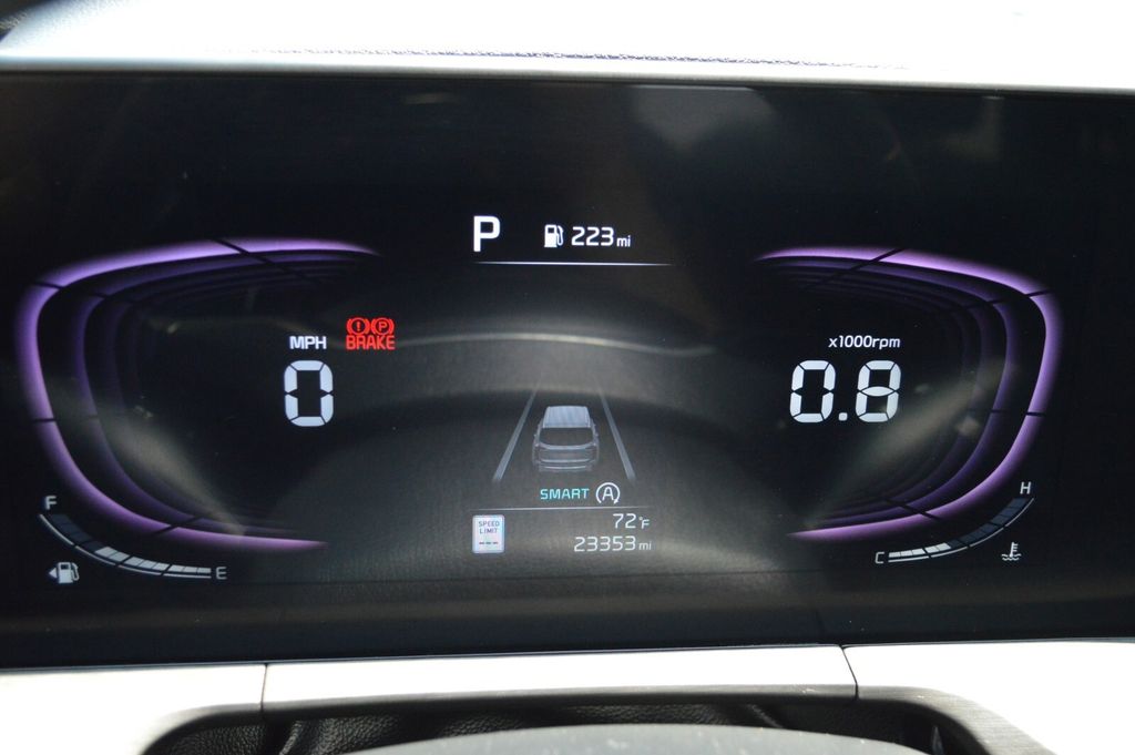 Vehicle image 40 of 51