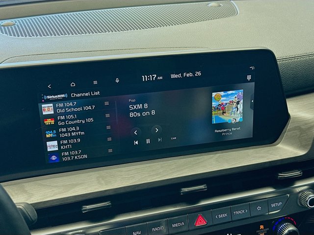 Vehicle image 11 of 20