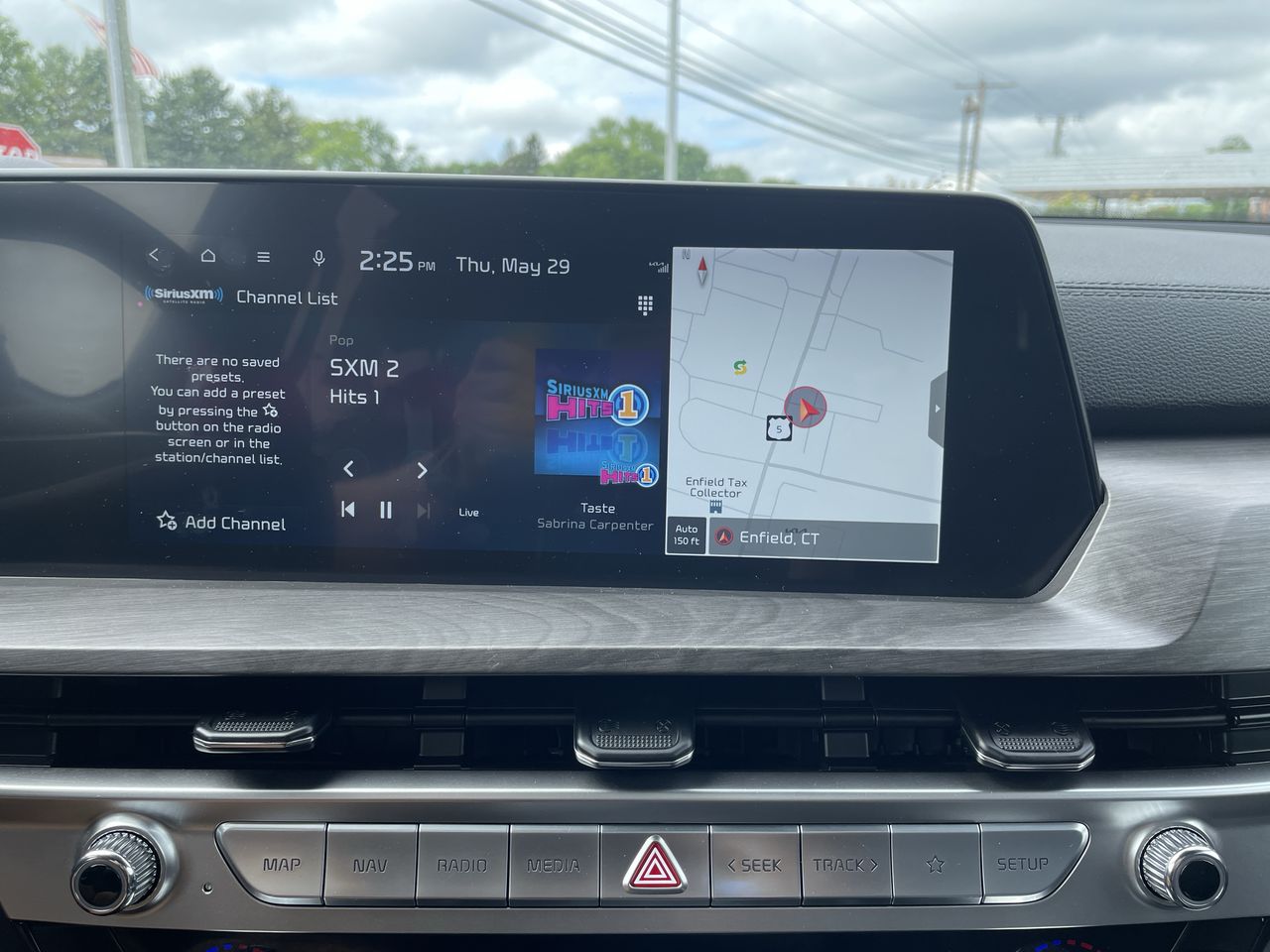 Vehicle image 13 of 23