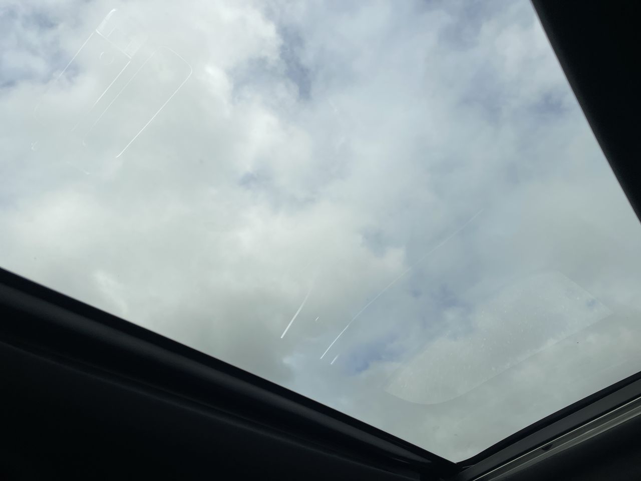 Vehicle image 16 of 23