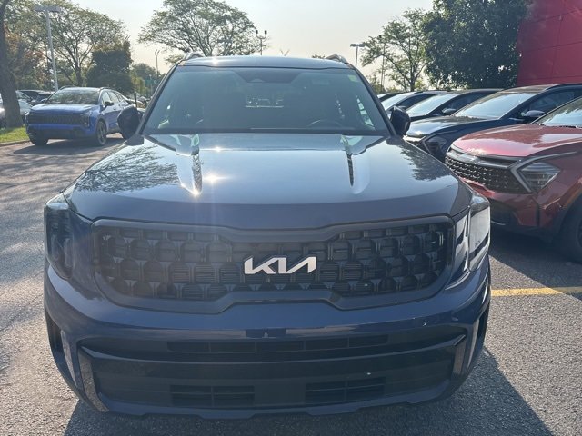 Vehicle image 2 of 3