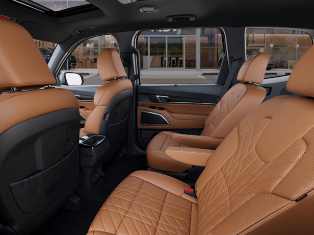 Vehicle image 18 of 27