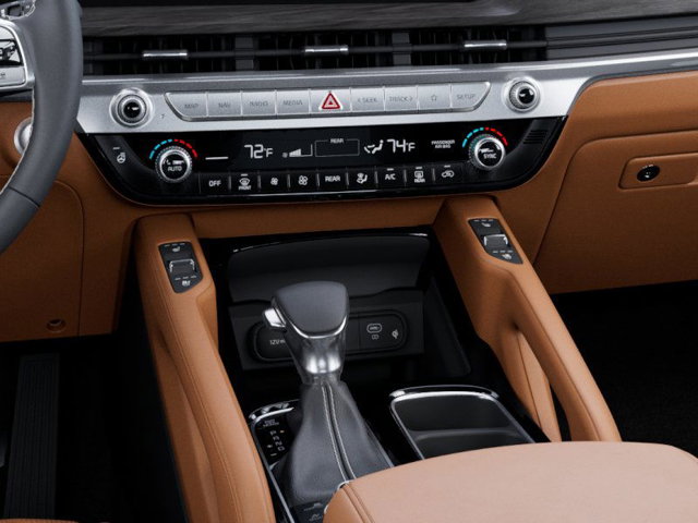 Vehicle image 23 of 27