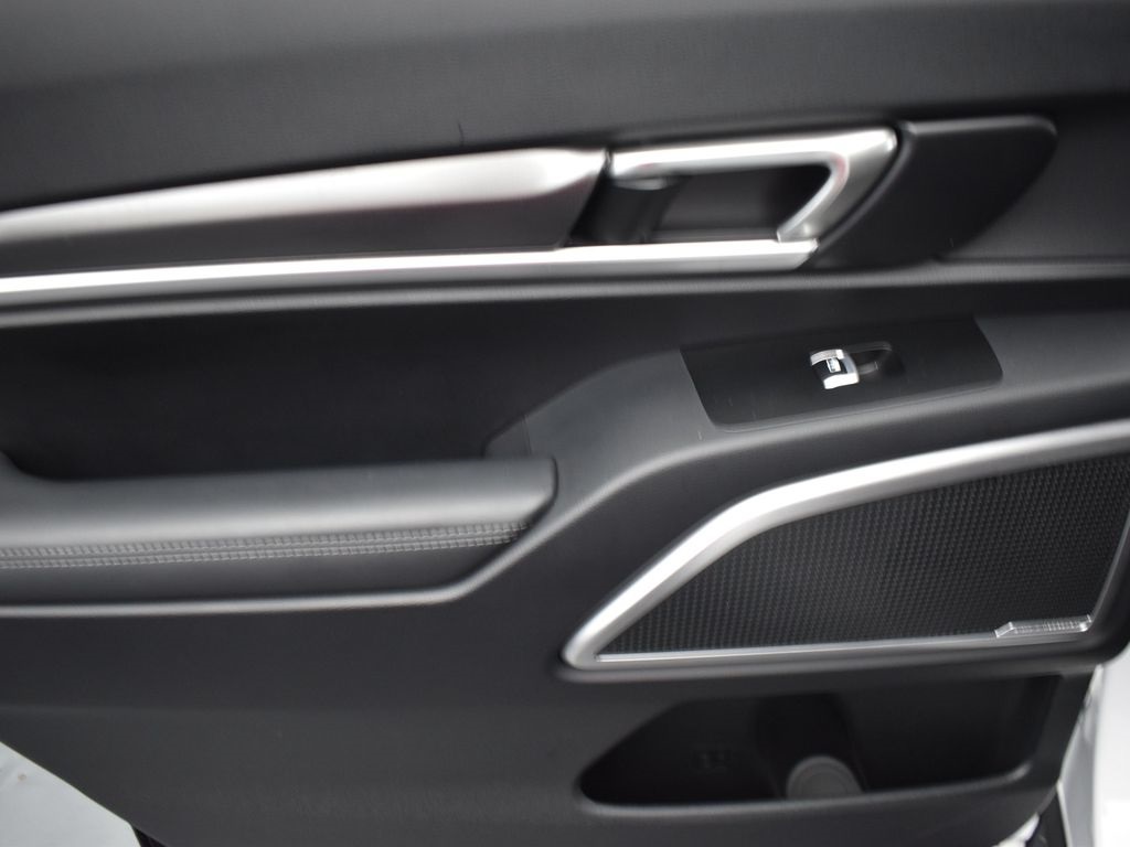 Vehicle image 43 of 57