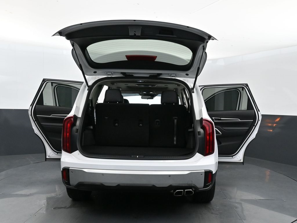 Vehicle image 55 of 57