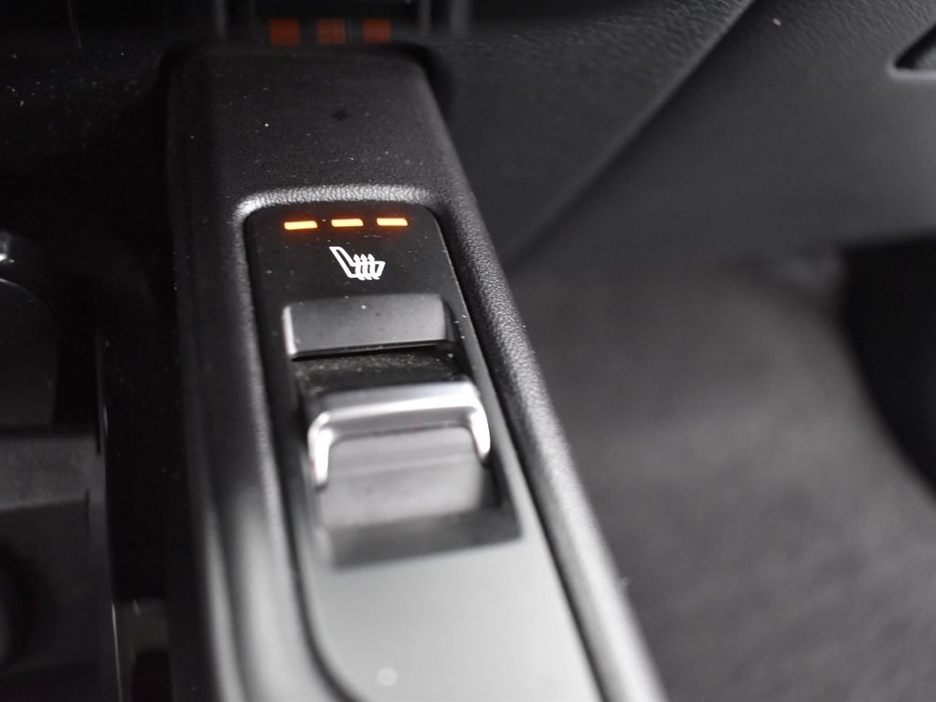 Vehicle image 51 of 57