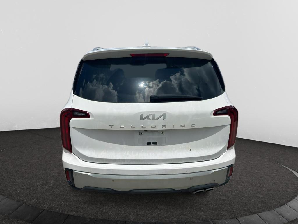 Vehicle image 5 of 16