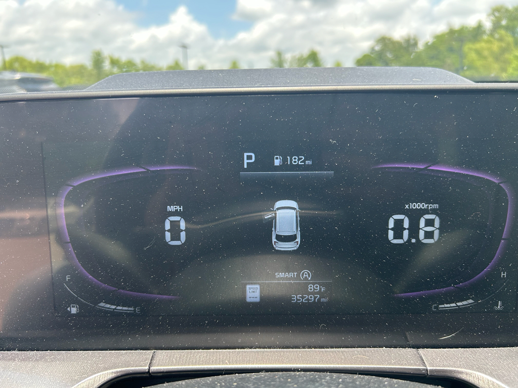 Vehicle image 12 of 16