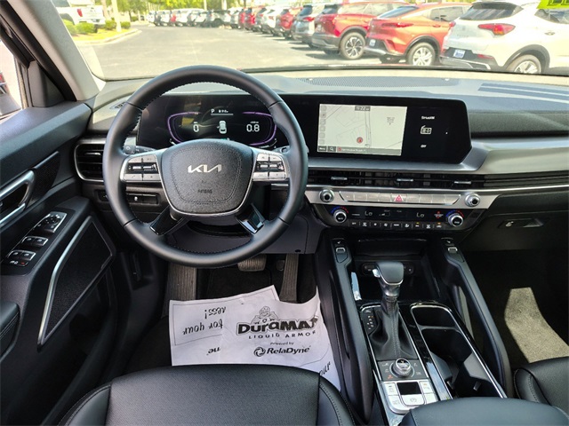 Vehicle image 17 of 36