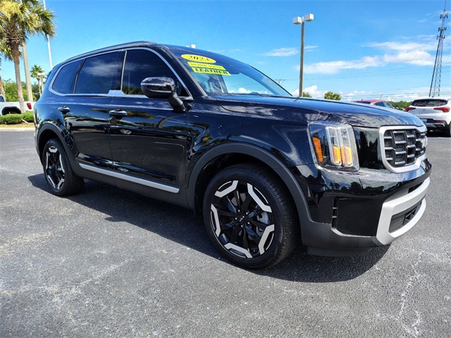 Vehicle image 2 of 36