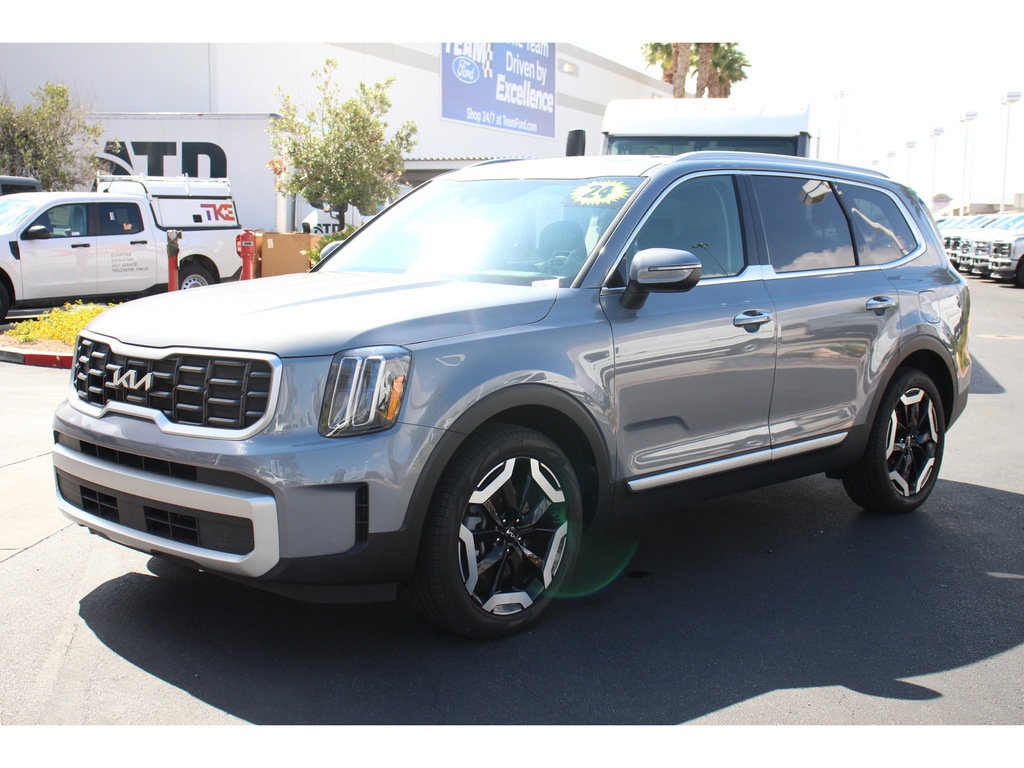 Vehicle image 1 of 35