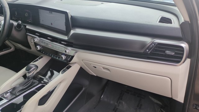 2024 Kia Telluride S Image 17 of 35