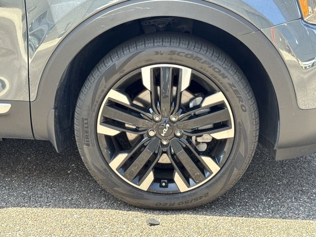 Vehicle image 9 of 9