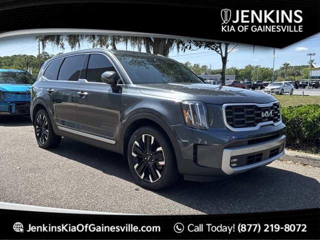 Vehicle image 1 of 9