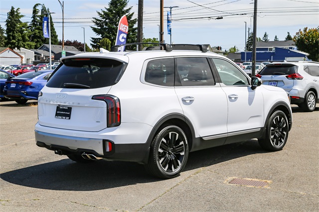 Vehicle image 5 of 27
