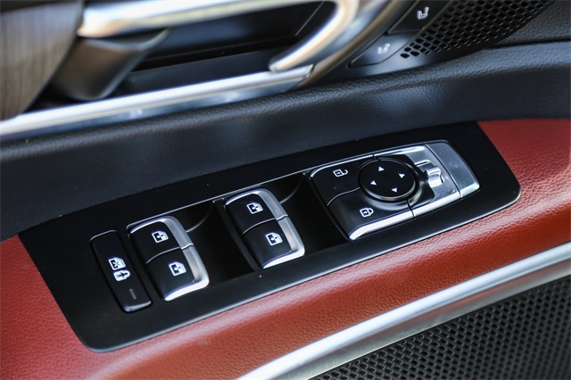 Vehicle image 27 of 27