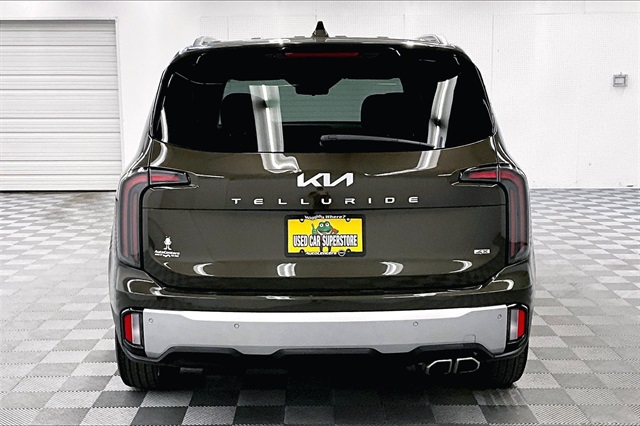 Vehicle image 6 of 41