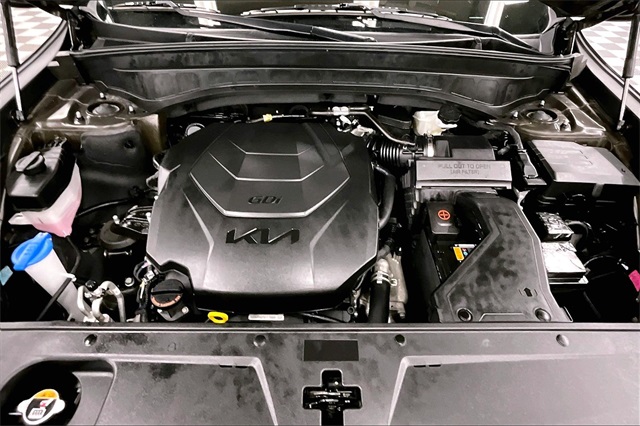 Vehicle image 12 of 41