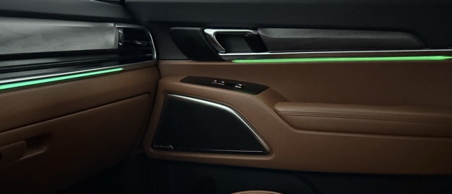 Vehicle image 52 of 69