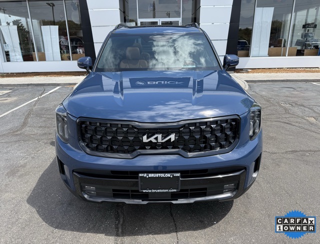 Vehicle image 4 of 69