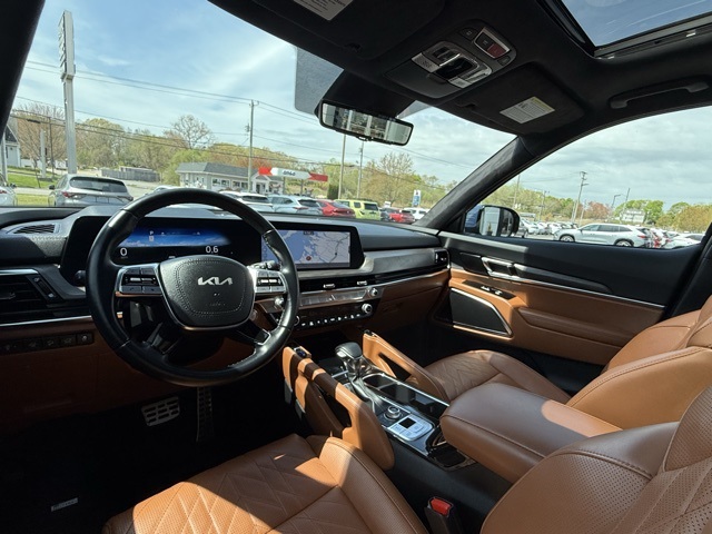 Vehicle image 29 of 69