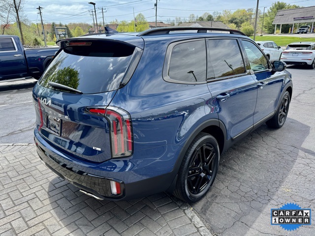 Vehicle image 10 of 69