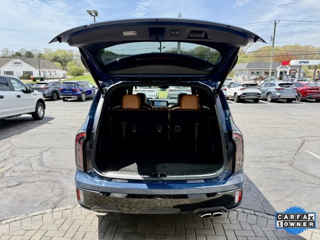 Vehicle image 14 of 69