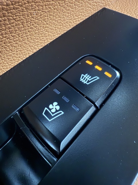 Vehicle image 63 of 69