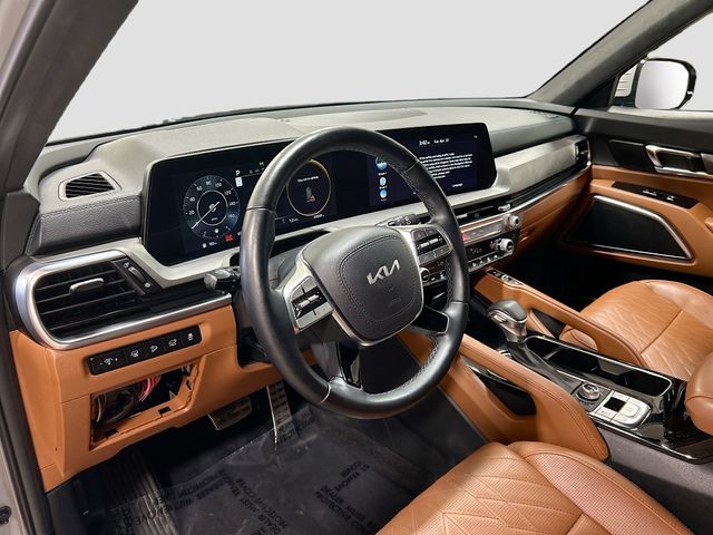 Vehicle image 9 of 37