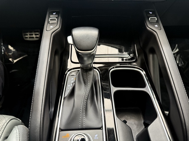 Vehicle image 21 of 47