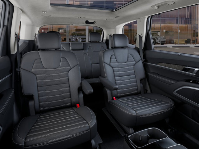 Vehicle image 10 of 33